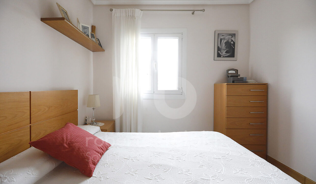 Roberto Beoki P2047 (29)-M