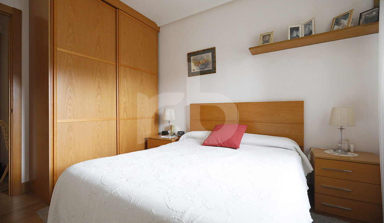 Roberto Beoki P2047 (30)-M