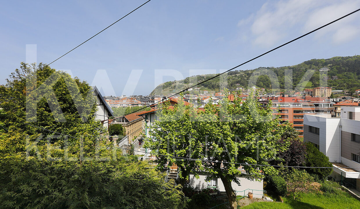 Roberto Beloki DC1719 (28)-M