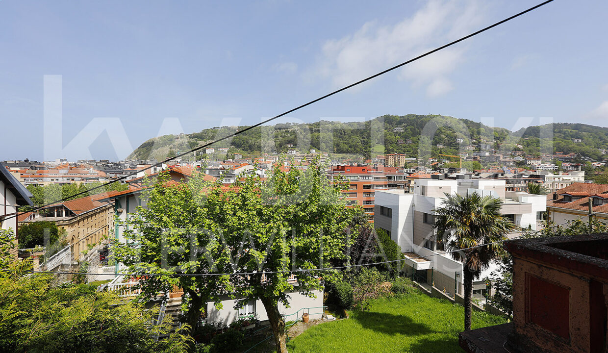 Roberto Beloki DC1719 (30)-M