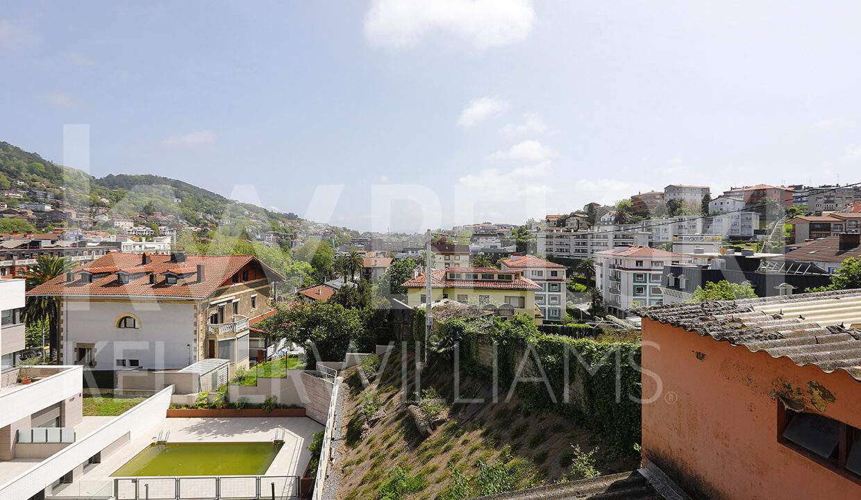 Roberto Beloki DC1719 (39)-M