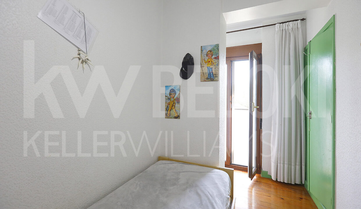 Roberto Beloki DP1795 (26)-M