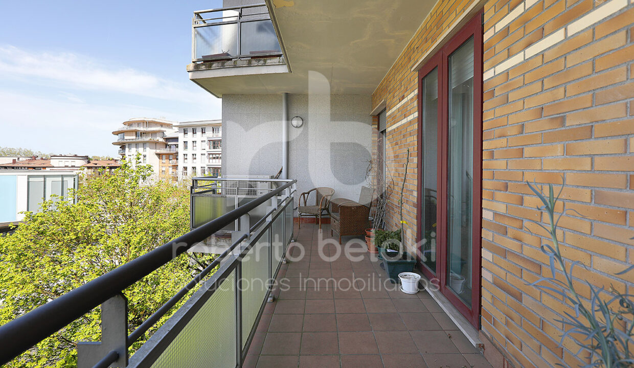 Roberto Beloki P2051 (22)-M