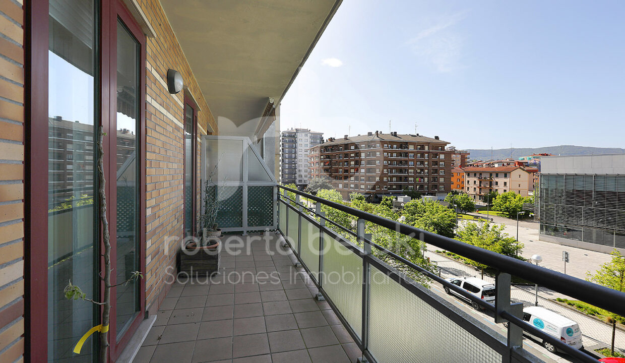 Roberto Beloki P2051 (24)-M