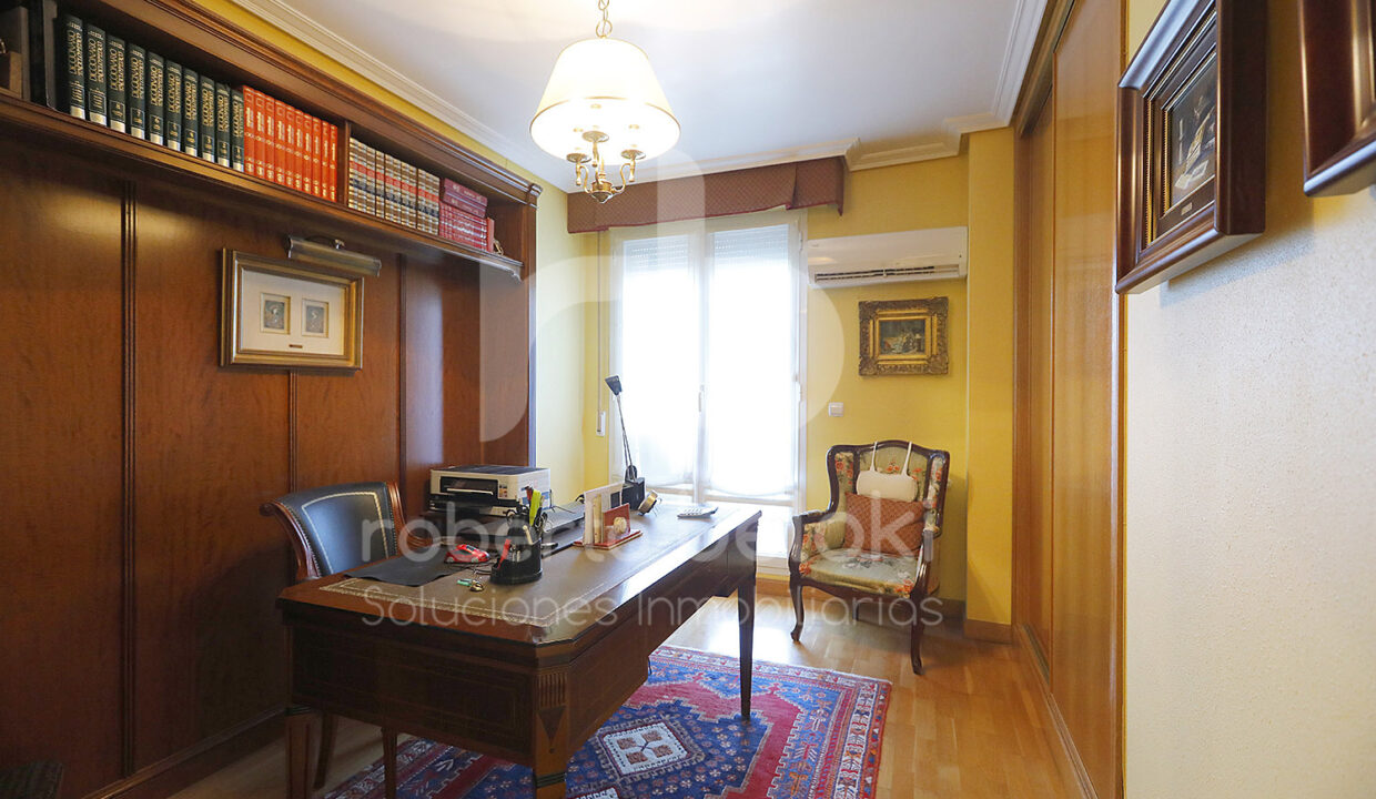 Roberto Beloki P2051 (29)-M