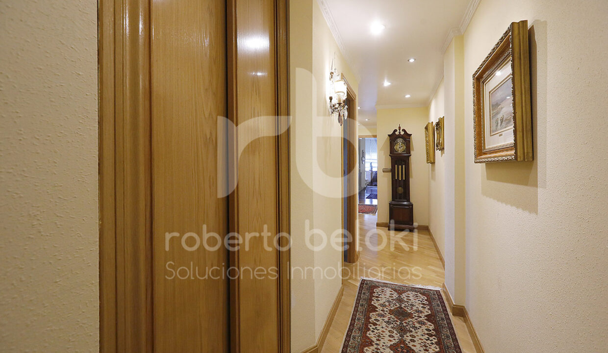 Roberto Beloki P2051 (4)-M