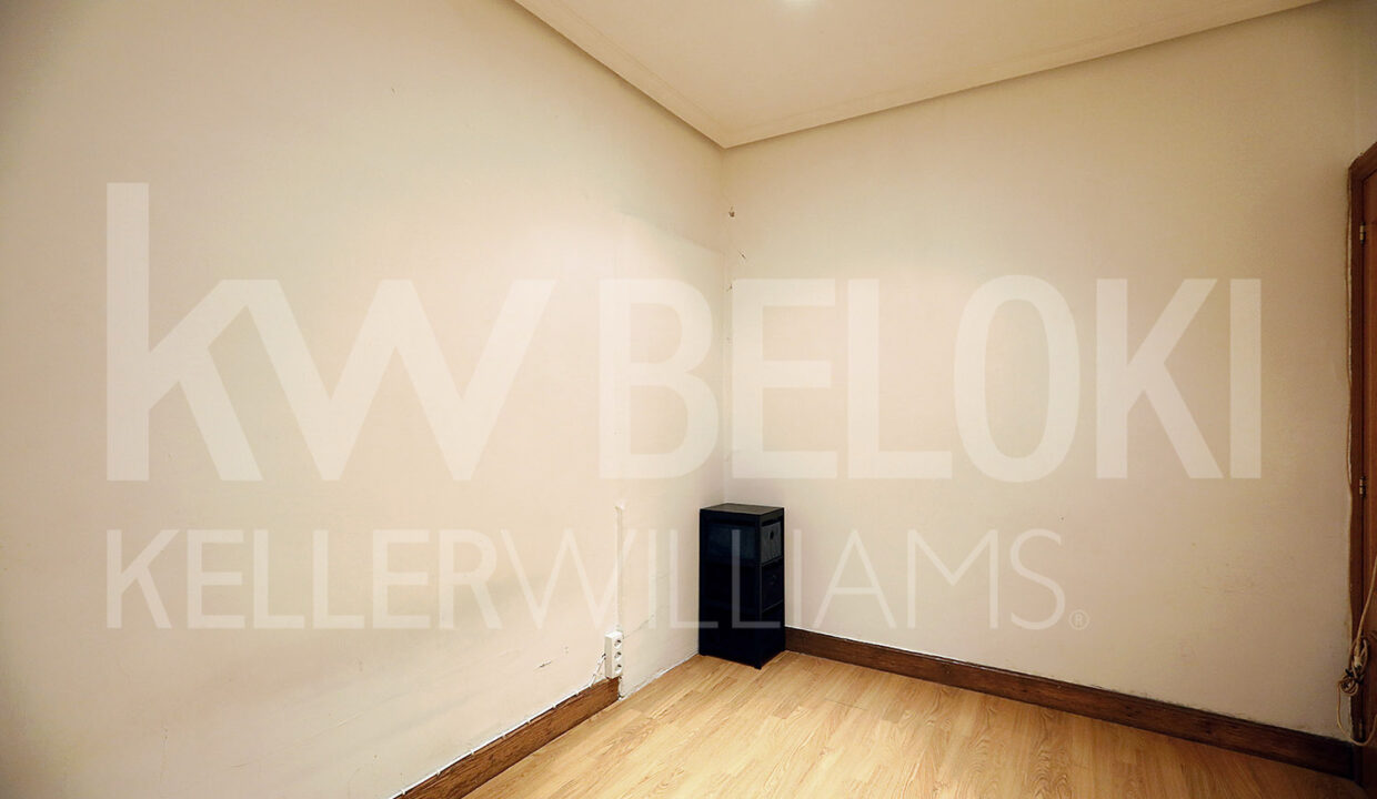 Roberto Beloki P2053 (15)-M