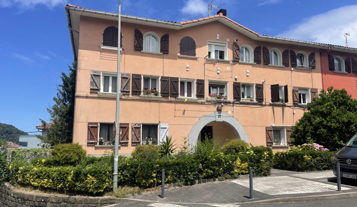 01 - Fachada 1