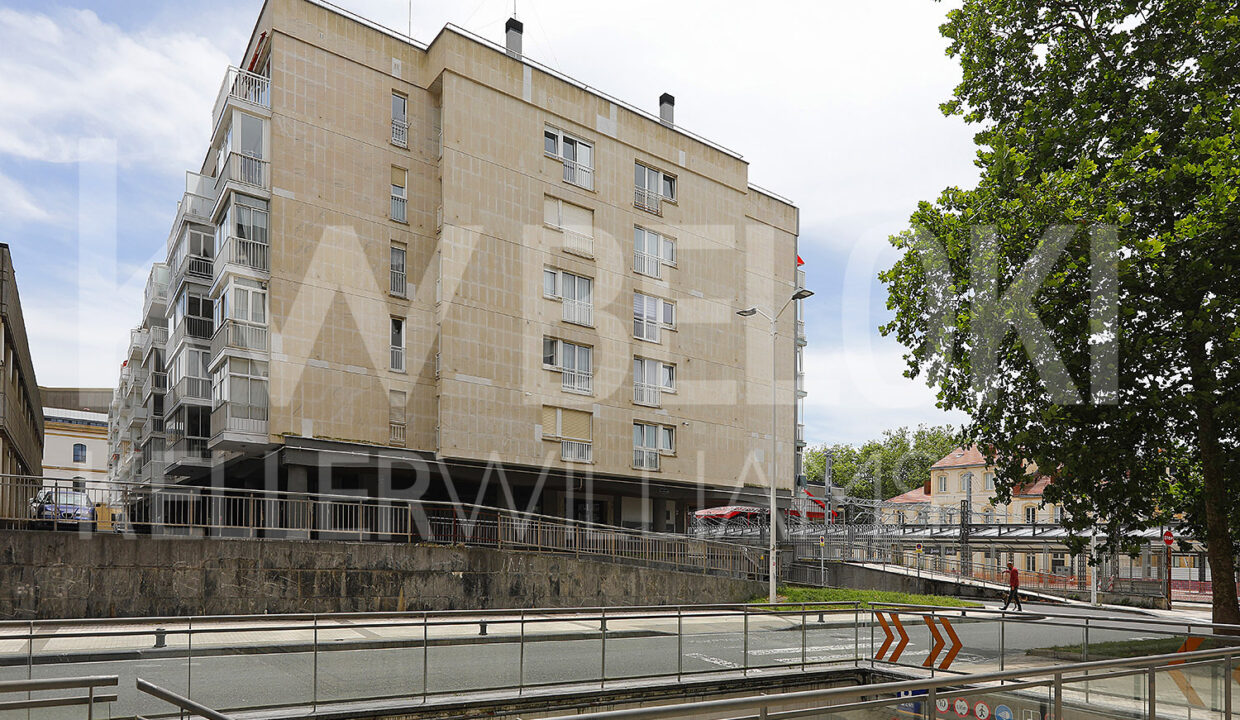 Roberto Beloki DP1803 (1)-M