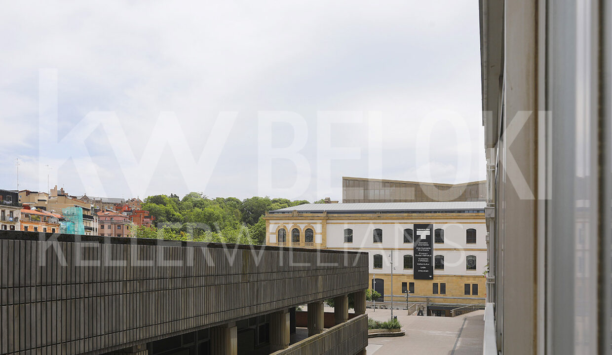 Roberto Beloki DP1803 (15)-M