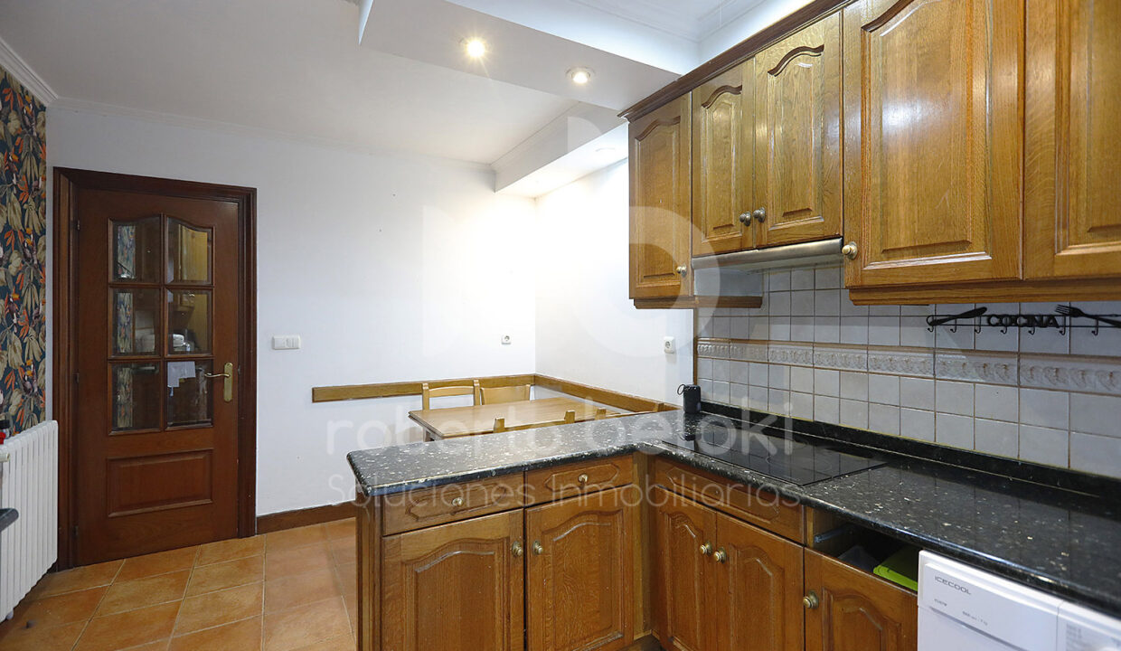 roberto Beloki P2055 (17)-M