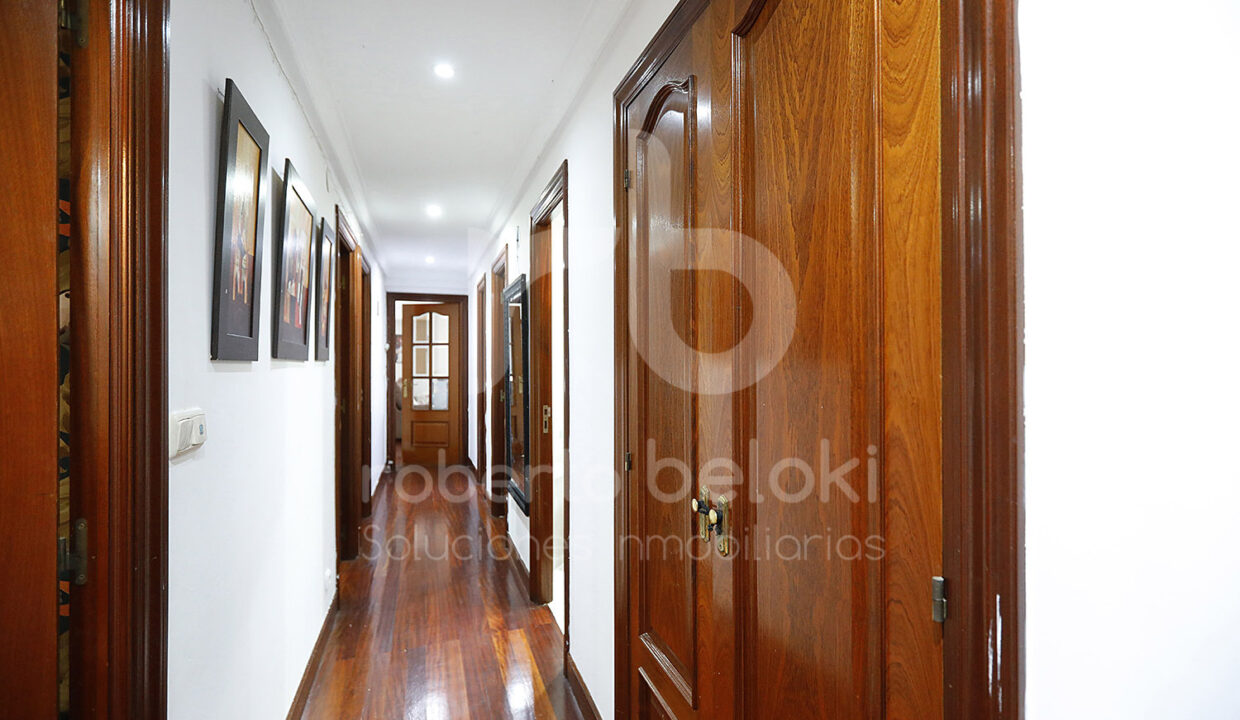 roberto Beloki P2055 (4)-M