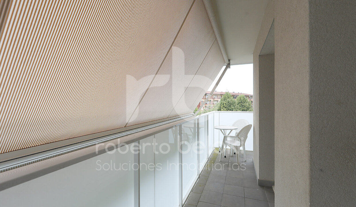Roberto Beloki P2057 (21)-M