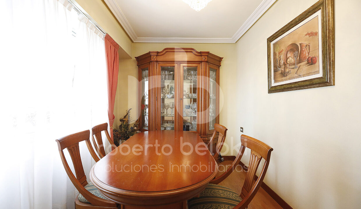Roberto Beloki P2057 (24)-M