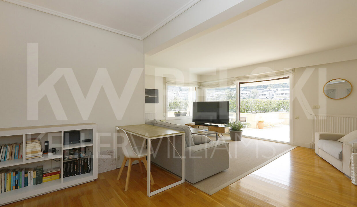 DP1811 (3)-M
