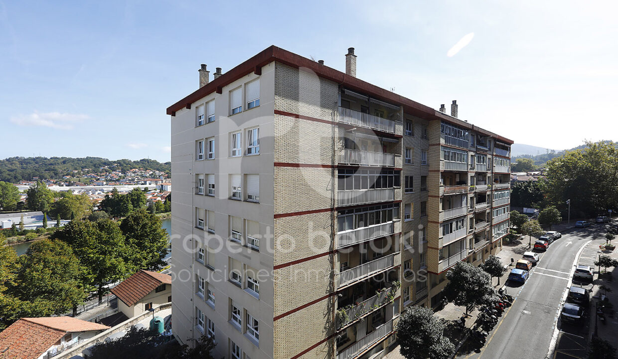 Roberto Beloki P2060 (12)-M