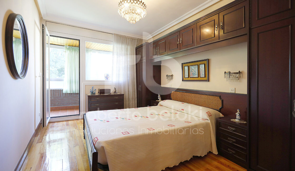 Roberto Beloki P2060 (19)-M