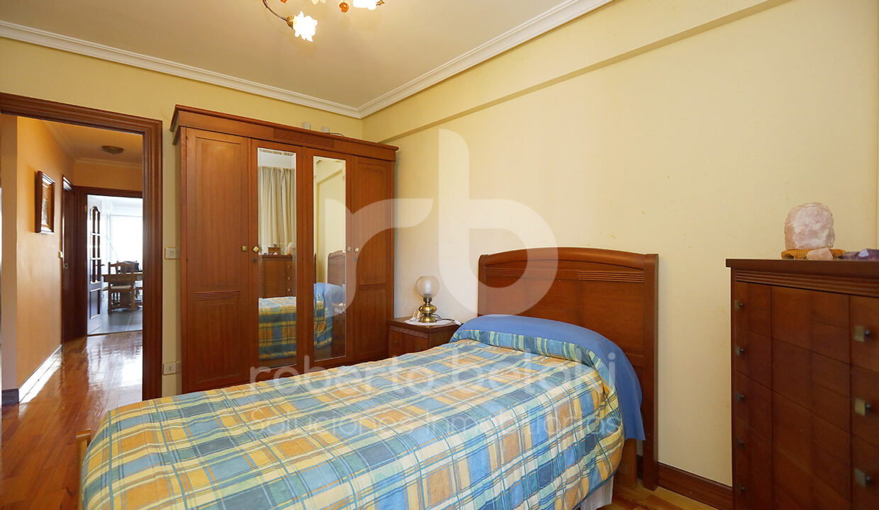 Roberto Beloki P2060 (28)-M