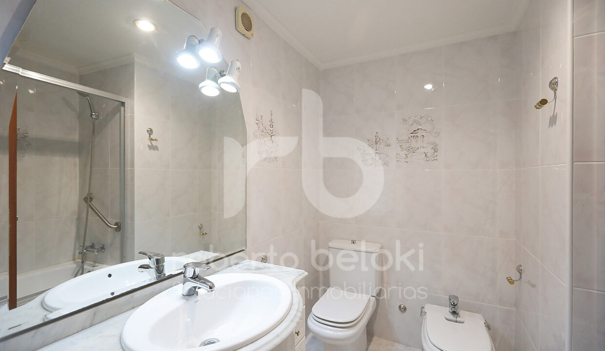 Roberto Beloki P2060 (29)-M