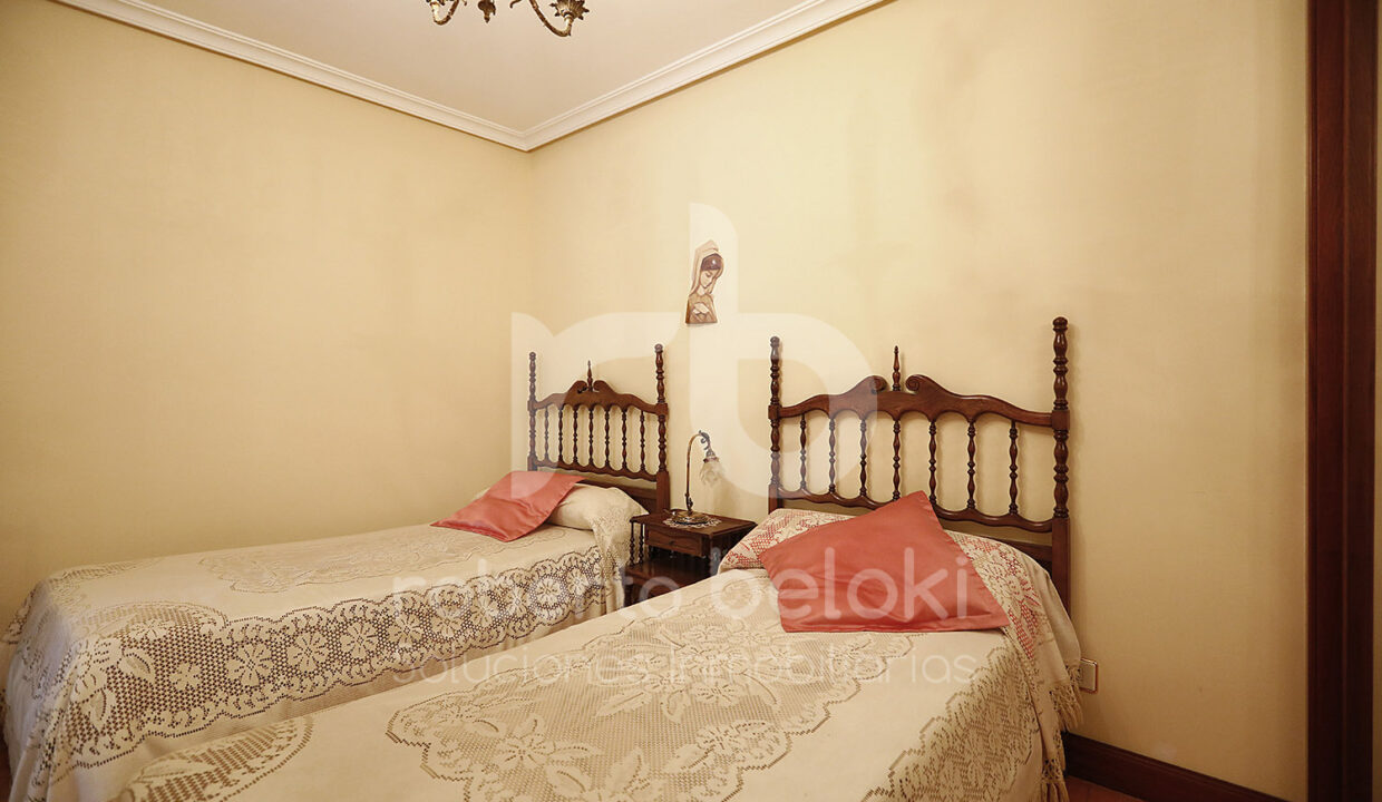 Roberto Beloki P2060 (32)-M