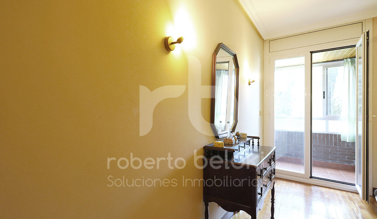 Roberto Beloki P2060 (35)-M