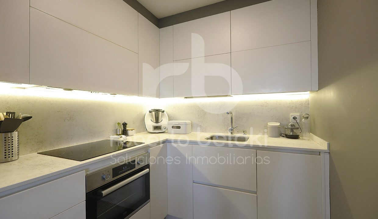 Roberto Beloki P2061 (12)-M