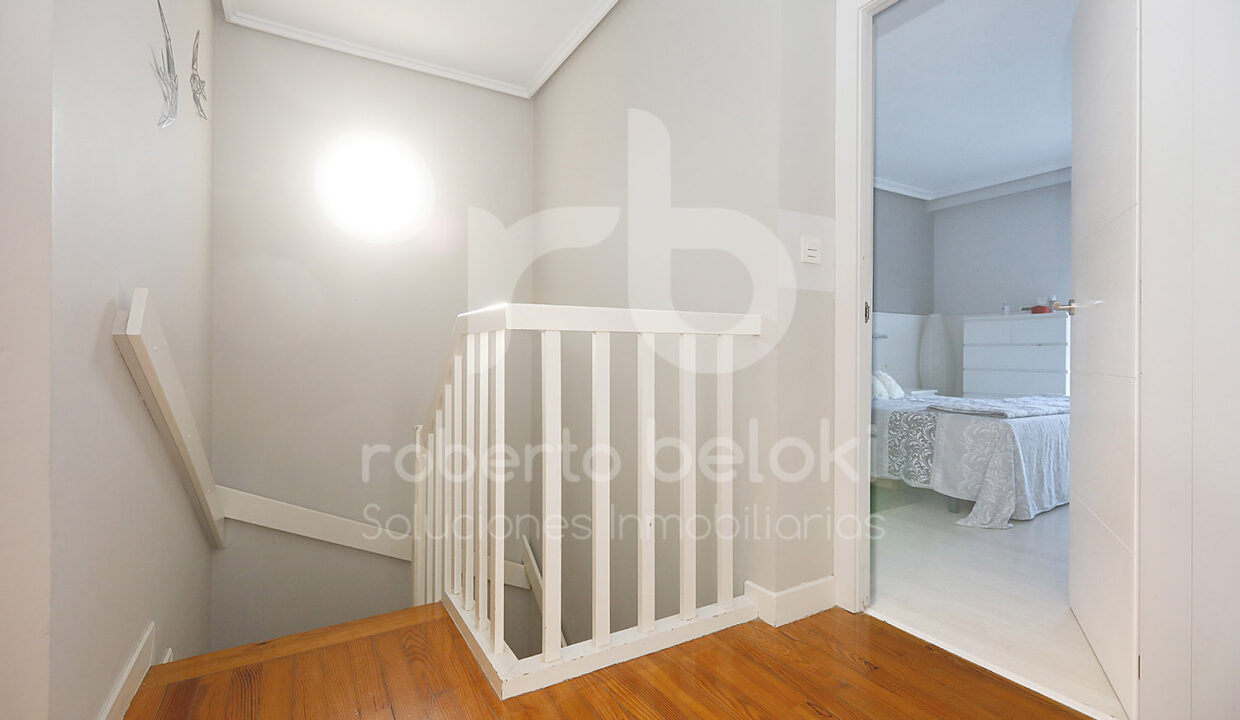Roberto Beloki P2061 (16)-M