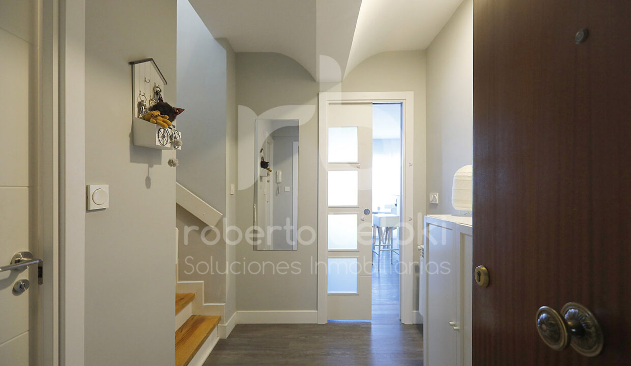 Roberto Beloki P2061 (2)-M