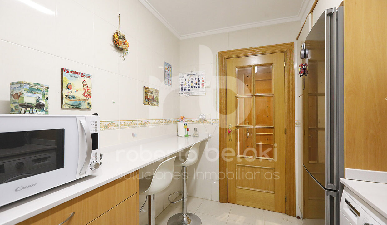 Roberto Beloki P2062 (19)-M